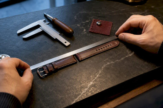 Measuring anonymous watch strap halves
