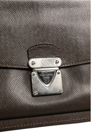 Louis Vuitton Belaia Clutch Taiga Leather