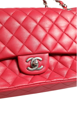 Chanel Classic 25 Medium Flap Bag