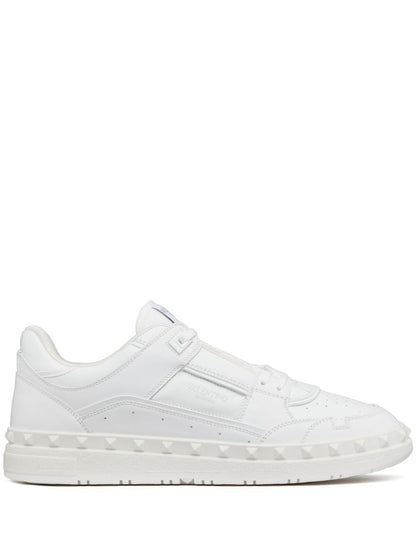 Valentino Garavani Valentino Garavani Freedots low-top leather sneakers
