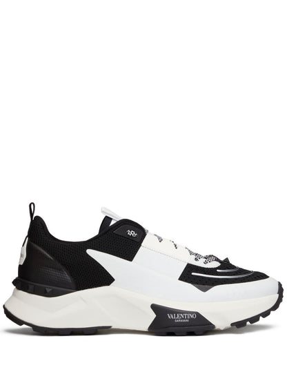 Valentino Garavani Valentino Garavani True Act panelled sneakers