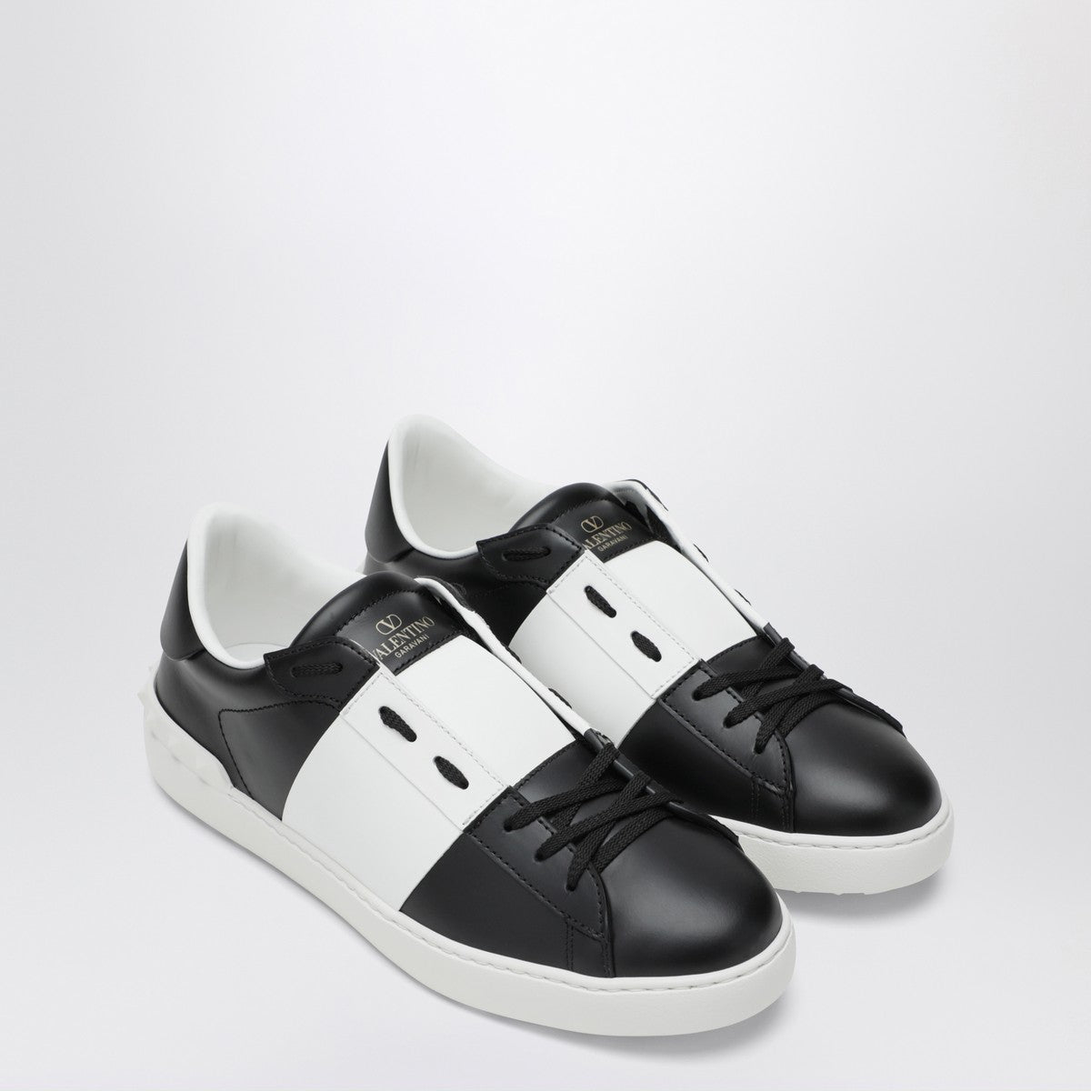 Valentino Garavani Black/white Open sneakers