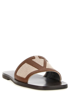 Valentino Garavani Vlogo Signature Slides